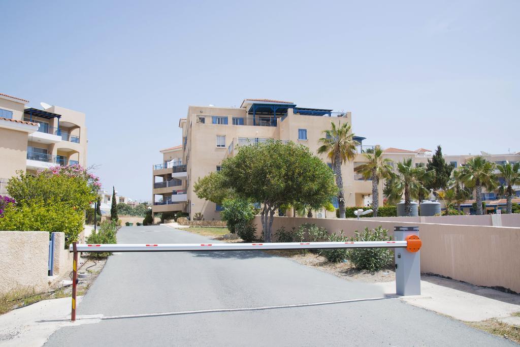 King'S Palace Apartment Paphos Buitenkant foto